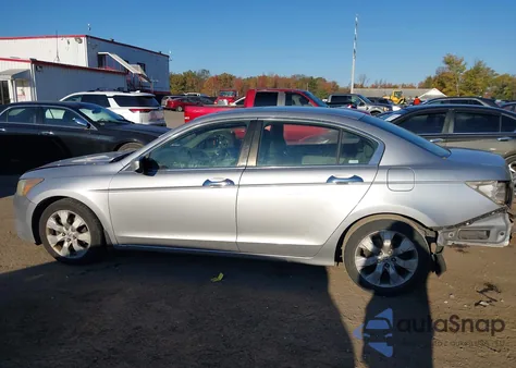 2009 Honda Accord 2.4 Ex z USA, uszkodzony, nr VIN 1HGCP26759A095186
